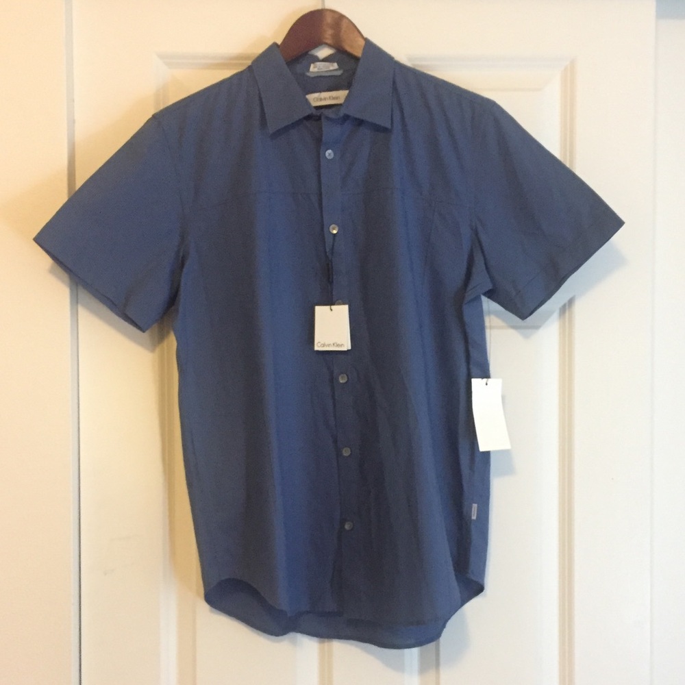 NWT Calvin Klein Button Down